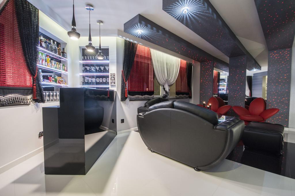 Api IV Zakopane Bed & Breakfast Bagian luar foto