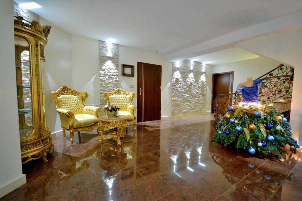 Api IV Zakopane Bed & Breakfast Bagian luar foto